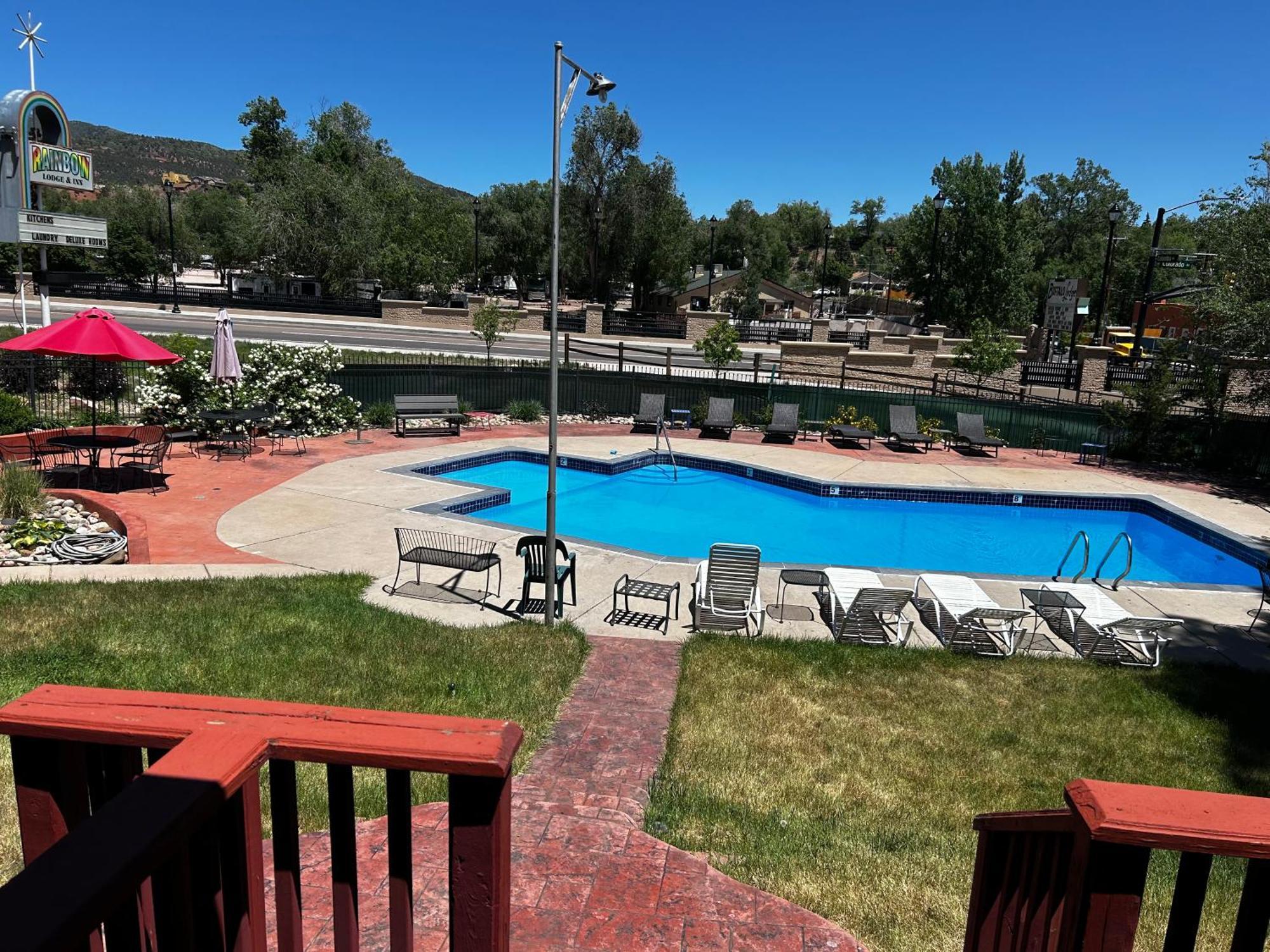 Rainbow Lodge And Inn Colorado Springs Exterior photo