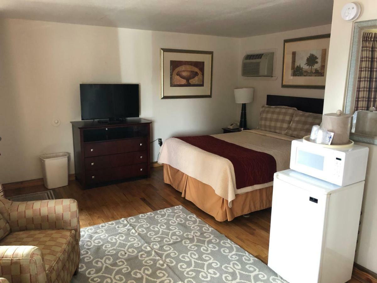 Rainbow Lodge And Inn Colorado Springs Room photo