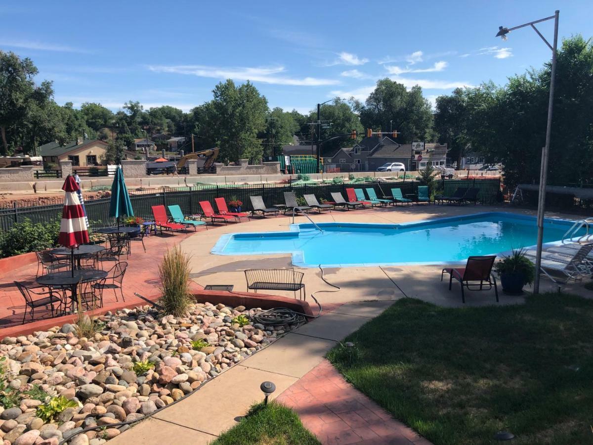 Rainbow Lodge And Inn Colorado Springs Exterior photo